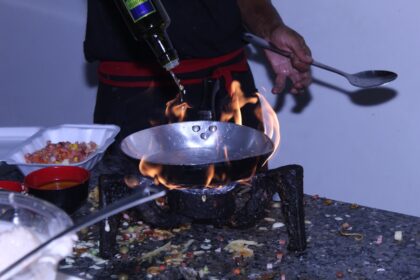découvrez nos astuces et recettes pour cuisiner avec un budget limité sans sacrifier le goût. apprenez à préparer des plats savoureux à petit prix et à optimiser vos dépenses en cuisine.