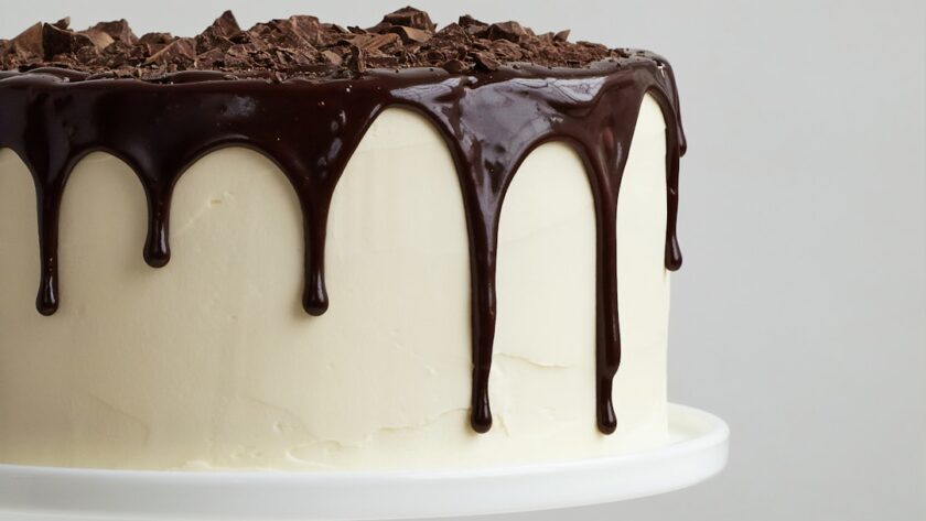 découvrez la délicieuse recette de cake qui ravira vos papilles ! facile à préparer, ce dessert moelleux et parfumé est parfait pour toutes les occasions. idéal pour accompagner un thé ou un café, laissez-vous tenter par cette douceur qui saura séduire petits et grands.