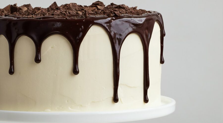 découvrez la délicieuse recette de cake qui ravira vos papilles ! facile à préparer, ce dessert moelleux et parfumé est parfait pour toutes les occasions. idéal pour accompagner un thé ou un café, laissez-vous tenter par cette douceur qui saura séduire petits et grands.