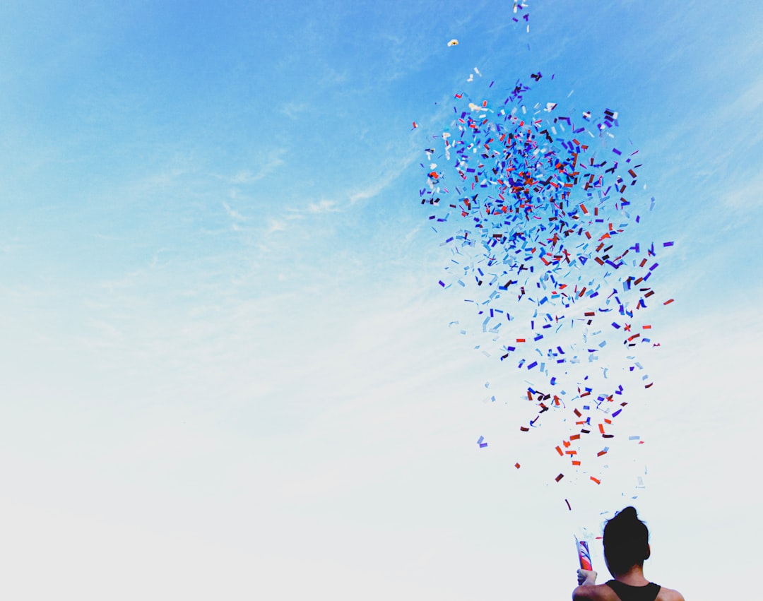 découvrez comment célébrer chaque moment de la vie avec joie et enthousiasme. que ce soit un anniversaire, un mariage ou une petite réussite quotidienne, apprenez des idées originales et des conseils pour rendre vos célébrations mémorables.