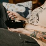 découvrez le réconfort culinaire avec notre sélection de comfort food, des plats réconfortants qui éveilleront vos papilles et sauront apaiser votre âme. que ce soit des soupes chaudes, des pâtes crémeuses ou des desserts gourmands, plongez dans un univers de saveurs réconfortantes.