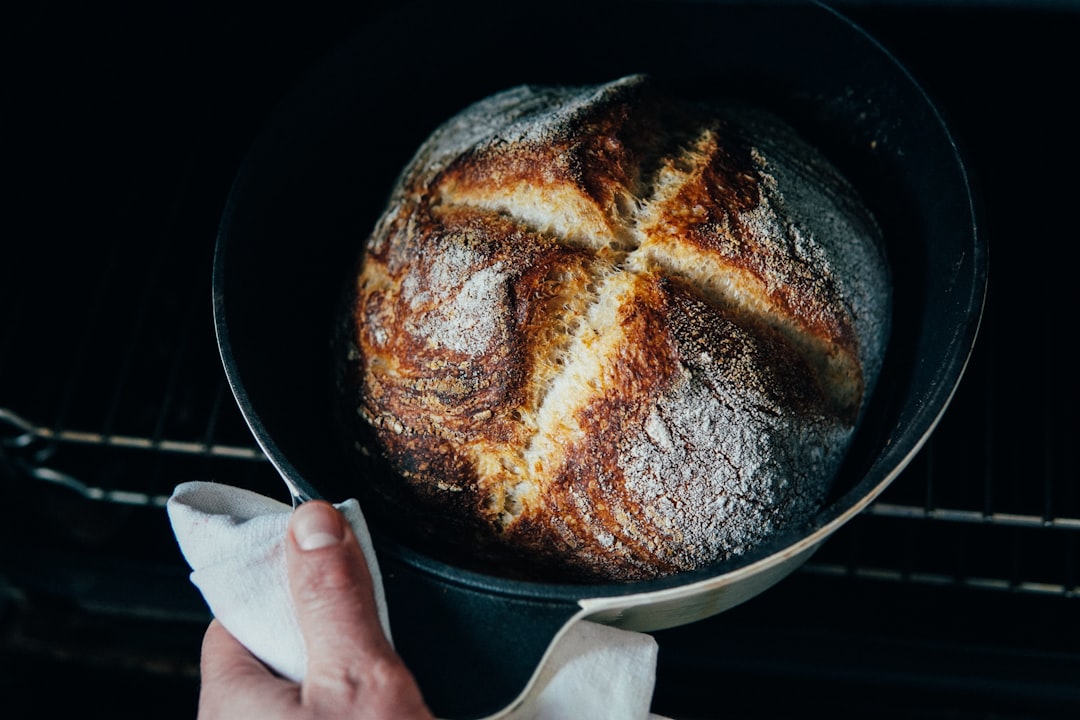 découvrez des recettes délicieuses et créatives pour célébrer pâques ! des plats sucrés aux plats salés, amusez vos invités avec des idées originales qui raviront les papilles de toute la famille. parfaites pour un repas convivial ou un brunch festif, ces recettes faciles à réaliser ajouteront une touche spéciale à votre table de pâques.