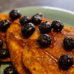 découvrez la recette parfaite des fluffy pancakes ! moelleux et légers, ils sont idéaux pour un petit déjeuner gourmand ou un brunch savoureux. apprenez à les préparer facilement avec des ingrédients simples et régalez-vous avec ces pancakes délicieusement dorés.