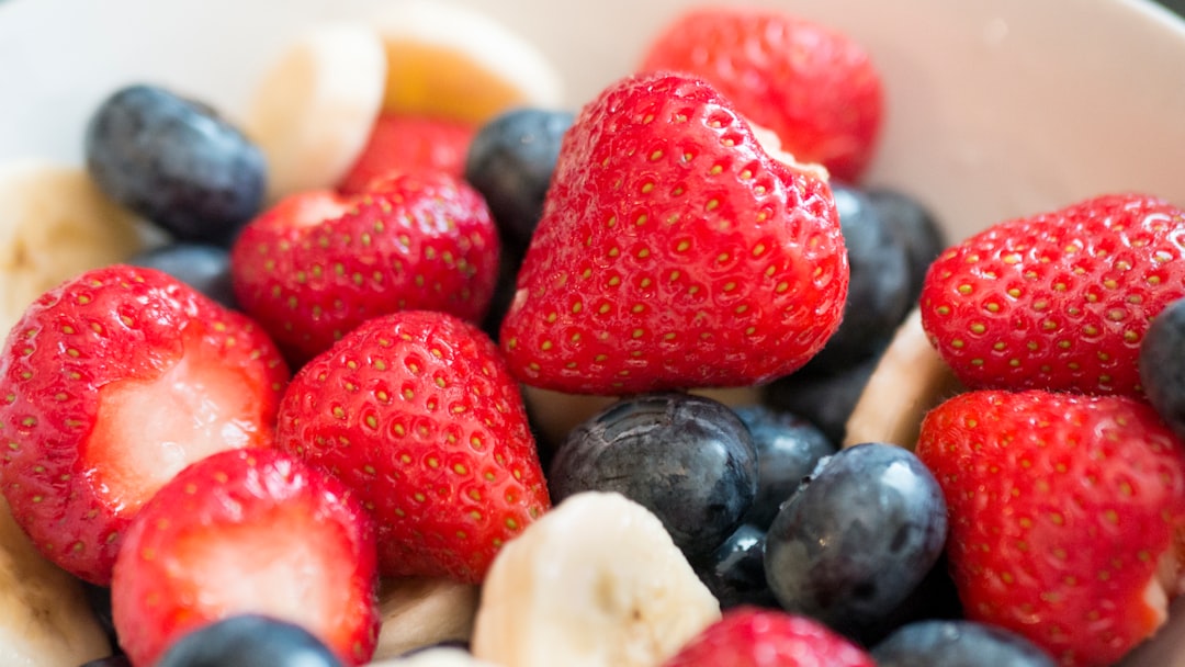 découvrez un mélange savoureux de fruits frais dans notre fruit cocktail, parfait pour une collation saine ou un dessert rafraîchissant. idéal pour les amateurs de fruits et les gourmets en quête de fraîcheur!