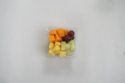découvrez notre délicieux fruit cocktail, un mélange rafraîchissant de fruits exotiques et de saison, parfait pour égayer vos repas ou vos collations. savourez la fraîcheur et les bienfaits naturels des fruits dans chaque bouchée!