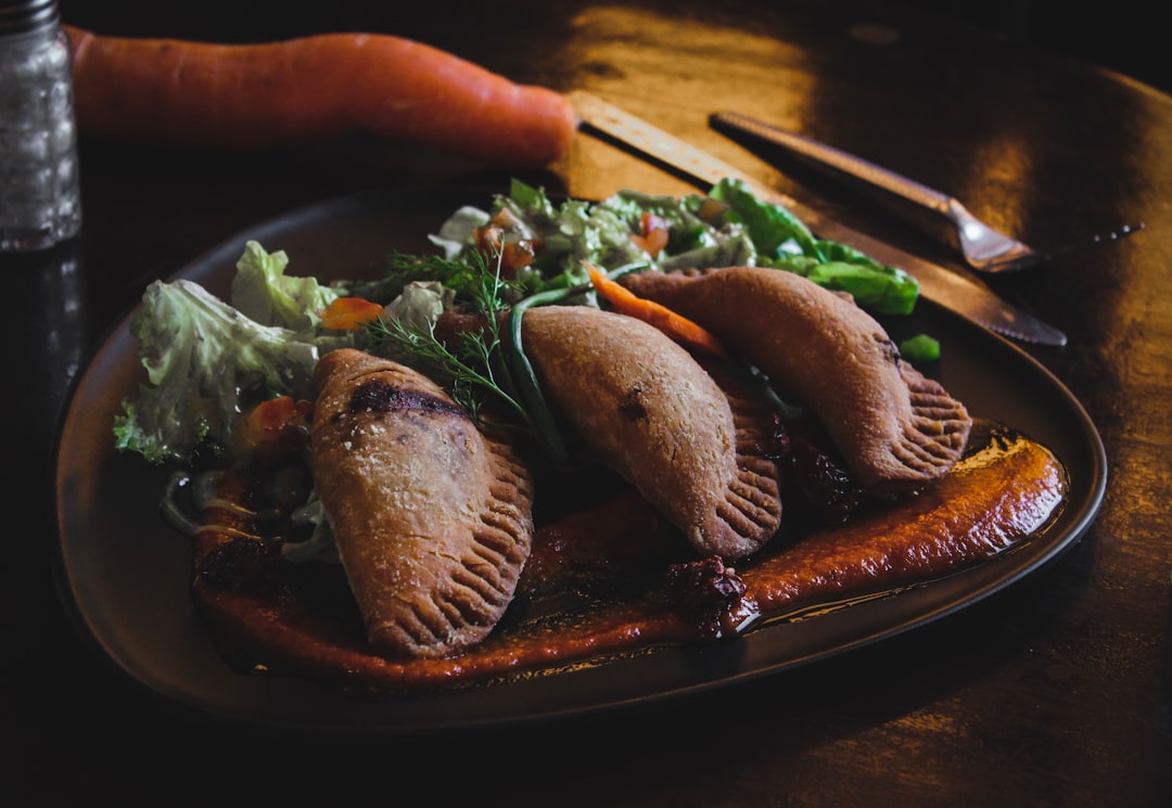 découvrez des recettes gourmet raffinées et délicieuses qui éveilleront vos papilles. éveillez votre créativité culinaire avec des ingrédients de qualité et des techniques de cuisine innovantes. transformez chaque plat en une expérience gastronomique unique !