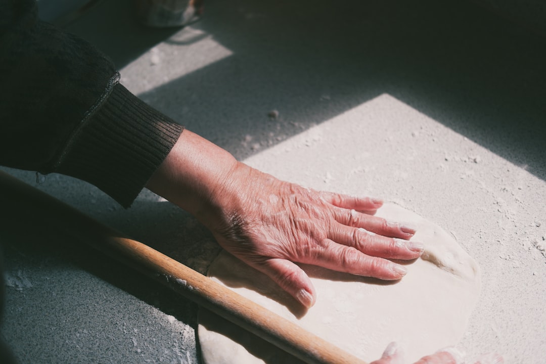 découvrez les précieux conseils de grand-mère pour des astuces pratiques et des solutions naturelles au quotidien. retrouvrez des recettes traditionnelles, des remèdes de grand-mère et des secrets de vie pour un mode de vie sain et équilibré.