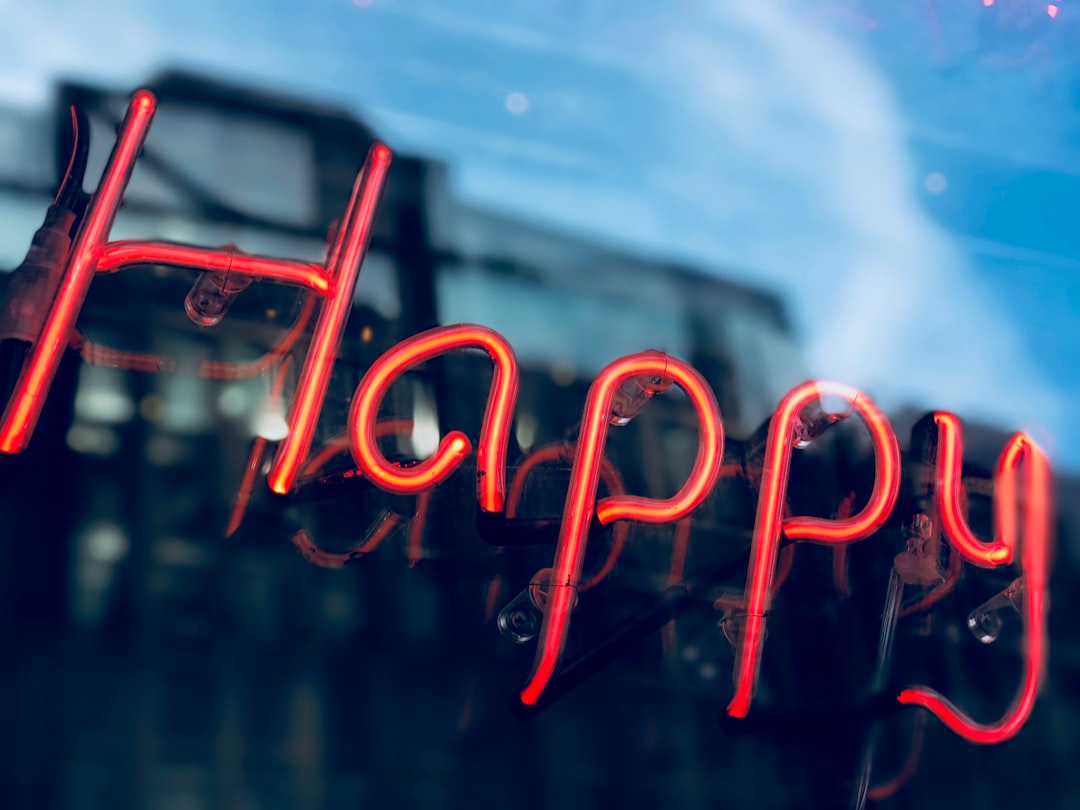 découvrez le chemin vers le bonheur avec nos conseils pratiques et inspirants. apprenez à cultiver la joie au quotidien, à surmonter les obstacles et à vivre pleinement chaque instant.