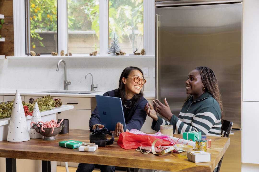 découvrez les clés du bonheur et apprenez à cultiver la joie dans votre vie quotidienne. explorez des conseils pratiques, des réflexions inspirantes et des stratégies pour transformer votre bien-être et développer une attitude positive.