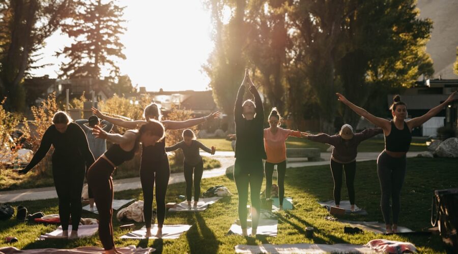 découvrez des habitudes saines pour améliorer votre bien-être au quotidien. adoptez une alimentation équilibrée, intégrez l'exercice physique dans votre routine et apprenez des techniques de gestion du stress pour vivre plus heureux et en meilleure santé.