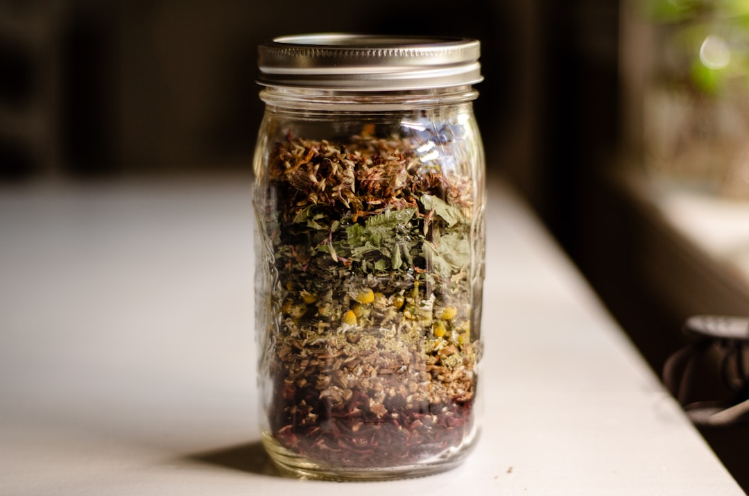 découvrez les bienfaits des remèdes à base de plantes pour améliorer votre santé et votre bien-être. explorez des solutions naturelles et traditionnelles pour une vie équilibrée et harmonieuse.