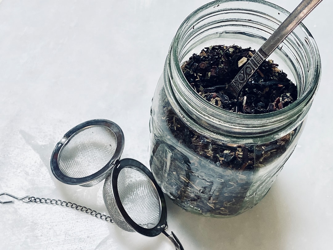 découvrez les bienfaits des tisanes à base de plantes : une infusion délicieuse et apaisante qui favorise la santé et le bien-être. explorez notre sélection de tisanes naturelles pour des moments de détente et de pureté.