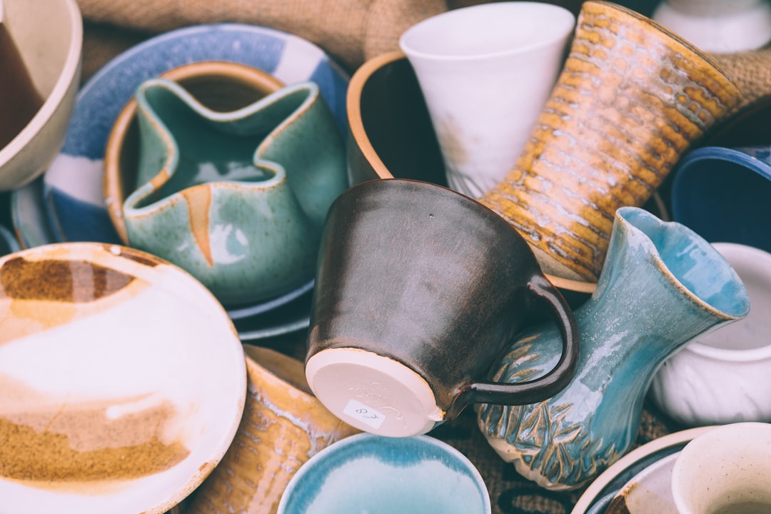 découvrez des remèdes maison efficaces pour soulager divers maux et améliorer votre bien-être. nos astuces naturelles vous aideront à traiter des affections courantes avec des ingrédients simples trouvés dans votre cuisine.