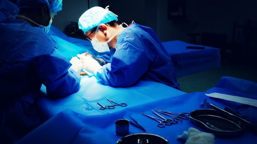 découvrez les enjeux et avantages de la chirurgie à domicile. informez-vous sur les procédures, la sécurité et les bénéfices pour les patients qui choisissent cette approche moderne et pratique en matière de soins médicaux.