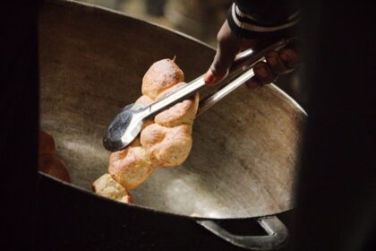 découvrez notre baume fait maison, une solution naturelle et apaisante pour hydrater et protéger votre peau. formulé avec des ingrédients de qualité, ce baume est idéal pour nourrir en profondeur et soulager les irritations. prenez soin de votre peau avec notre recette artisanale.
