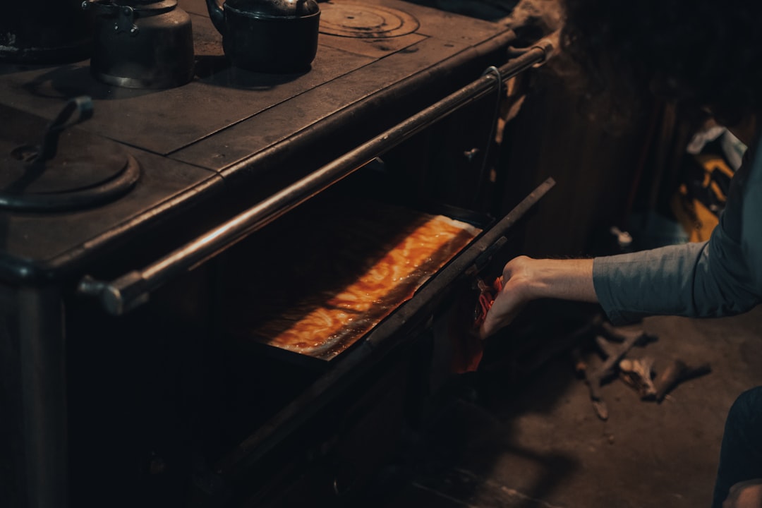 découvrez notre délicieuse recette de brioche maison, moelleuse et savoureuse, parfaite pour le petit-déjeuner ou un goûter gourmand. apprenez à la préparer facilement avec des ingrédients simples et ravissez vos proches avec cette spécialité boulangère faite maison.