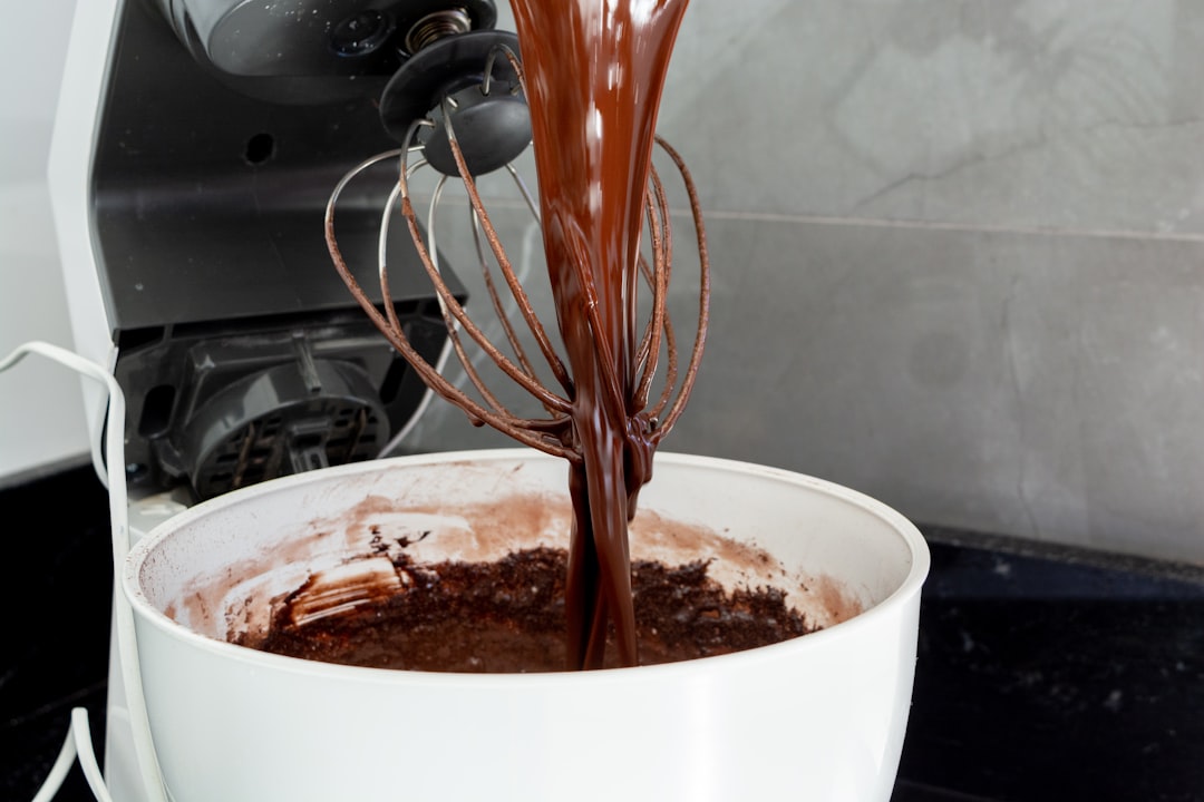 découvrez notre délicieuse recette de chocolat fait maison ! apprenez à préparer facilement des chocolats riches et fondants, parfaits pour toutes les occasions. suivez nos étapes simples et savourez le plaisir de créer vos propres douceurs chocolatées.