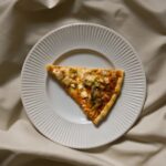 découvrez la vraie saveur de l'italie avec notre recette de pizza maison. apprenez à préparer une pâte parfaite et choisissez vos garnitures préférées pour un plat savoureux et convivial à partager en famille ou entre amis.