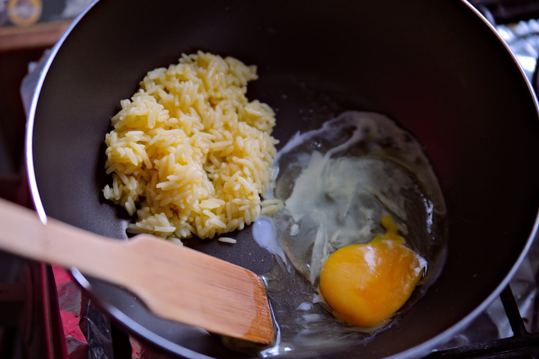 découvrez nos délicieuses ravioles faites maison, préparées avec des ingrédients frais et une touche d'amour. savourez des saveurs authentiques et réveillez vos papilles avec cette spécialité artisanale.