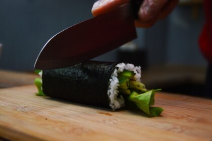 découvrez l'art du sushi fait maison avec nos recettes simples et délicieuses. apprenez à préparer vos propres rouleaux de sushi et savourez un authentique goût japonais chez vous.