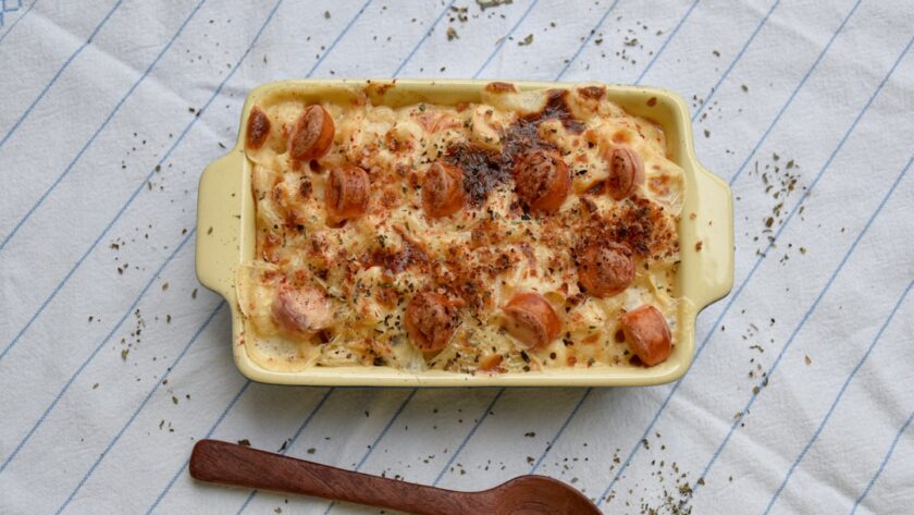découvrez la recette authentique de la lasagne italienne, un plat savoureux à base de pâtes, viande, sauce tomate et fromage, idéal pour régaler vos invités lors de vos repas en famille ou entre amis.