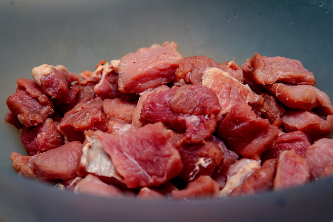 découvrez l'art de la marinade avec nos recettes savoureuses et faciles à réaliser. apprenez à sublimer vos viandes, poissons et légumes grâce à des mélanges de saveurs uniques qui raviront vos papilles.