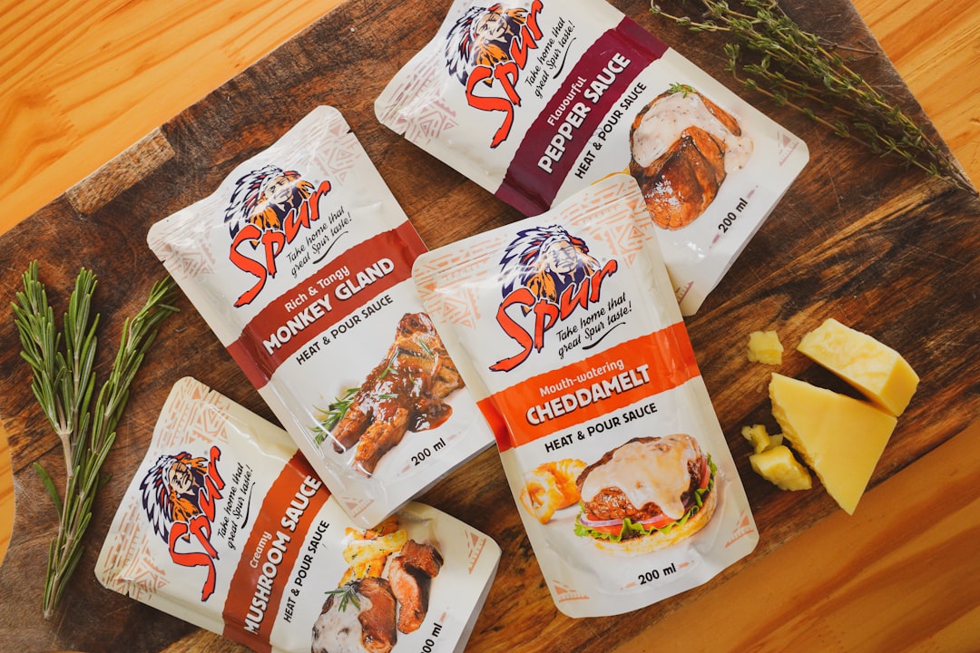 découvrez l'art de la marinade avec nos recettes savoureuses qui rehausseront vos plats. apprenez à mariner viandes, légumes et poissons pour des saveurs inoubliables. transformez vos repas en expériences culinaires délicieuses !