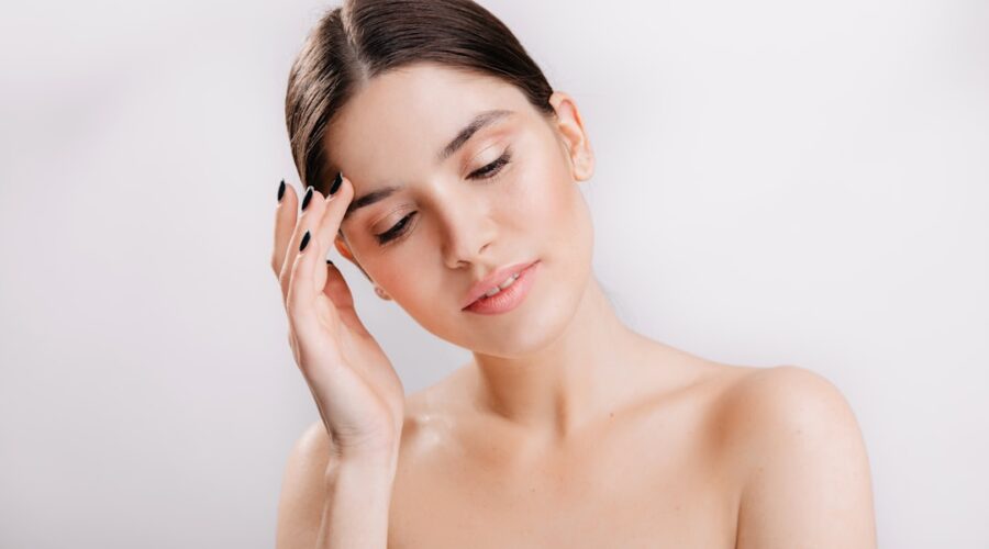 découvrez des solutions naturelles pour soulager vos maux de tête. explorez des remèdes efficaces, des techniques de relaxation et des conseils pour apaiser la douleur de manière douce et naturelle.