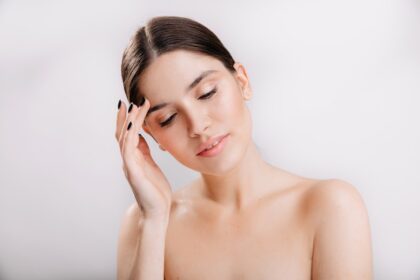 découvrez des remèdes naturels efficaces pour soulager les maux de tête. explorez des solutions simples et accessibles, allant des plantes aux techniques de relaxation, pour apaiser vos douleurs de manière naturelle.