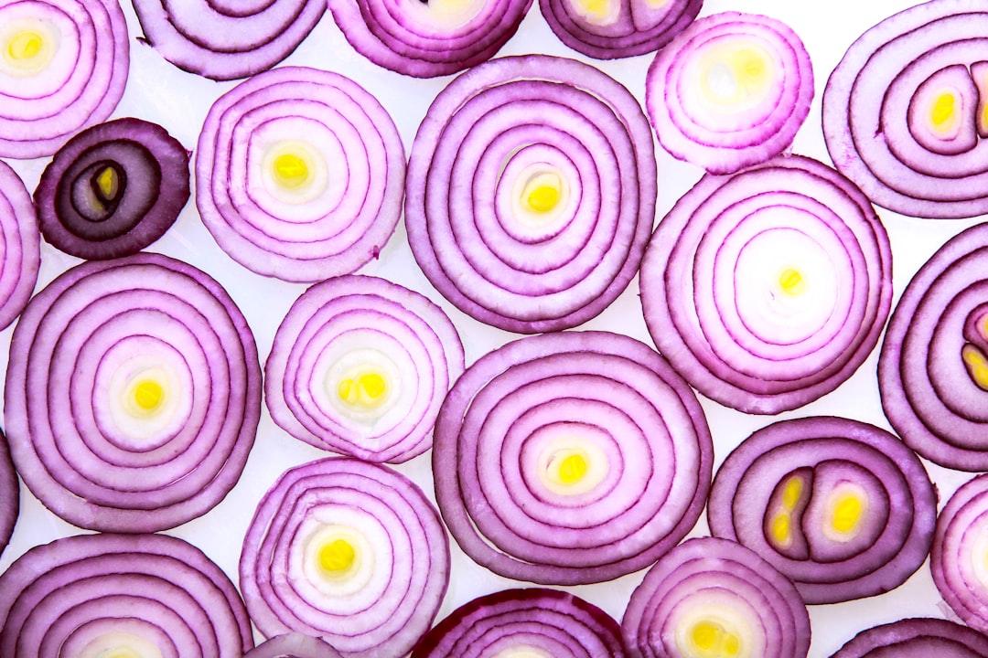 découvrez des recettes délicieuses à base d'oignons, des plats savoureux aux accompagnements originaux. que vous soyez amateur de cuisine ou chef en herbe, nos recettes d'oignons vous inspireront à ajouter une touche d'amour à vos repas.
