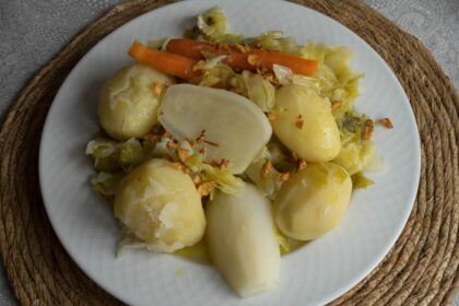 découvrez des recettes délicieuses à base d'oignons, allant des soupes réconfortantes aux plats savoureux. apprenez à sublimer ce légume incontournable avec nos astuces et conseils culinaires.