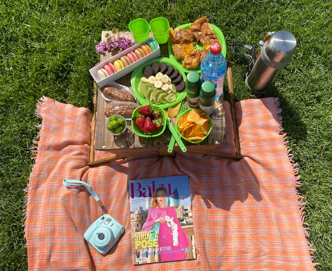 découvrez des recettes de pique-nique savoureuses et faciles à préparer qui raviront vos amis et votre famille. de délicieuses salades, sandwiches et snacks pour profiter pleinement de vos journées en plein air.