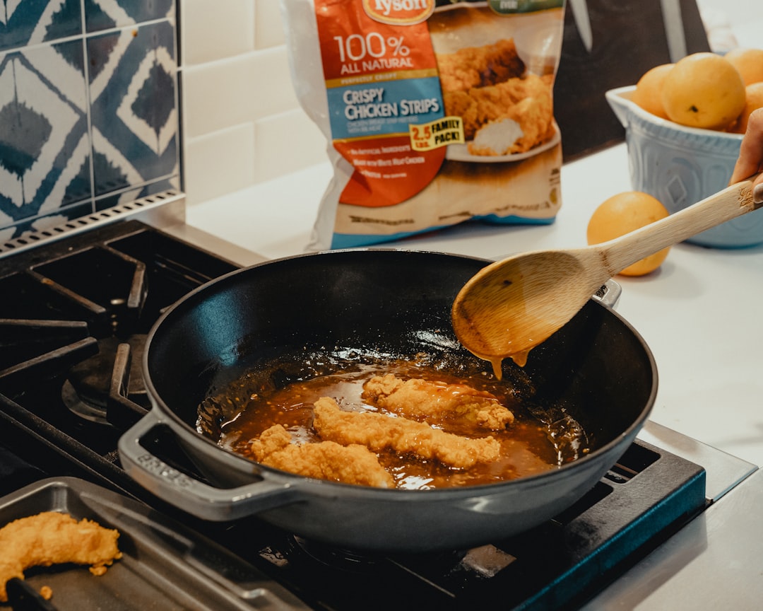 découvrez une recette rapide et savoureuse qui vous permettra de préparer un plat délicieux en un rien de temps. idéale pour les personnes pressées, cette recette simple vous offre des ingrédients frais et des étapes faciles à suivre. parfaite pour impressionner vos invités ou régaler votre famille sans passer des heures en cuisine.