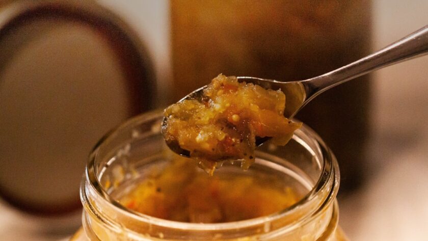 découvrez notre délicieuse sélection de relish, une condiments savoureux qui rehausse tous vos plats. parfait pour accompagner viandes, sandwichs et plus encore, notre relish apporte une touche unique à vos recettes. essayez-la dès aujourd'hui pour un goût inoubliable!