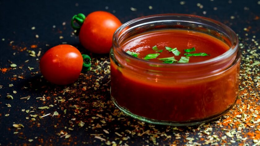découvrez notre sélection de sauces délicieuses et variées pour sublimer vos plats. que ce soit pour accompagner viandes, légumes ou pâtes, trouvez la sauce idéale qui fera voyager vos papilles. recettes maison, astuces et conseils pour éveiller vos sens.
