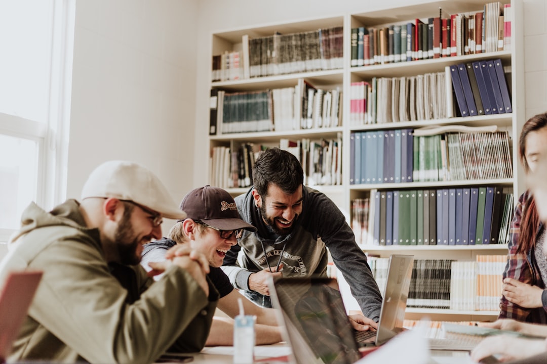 découvrez le pouvoir du partage : échangez des idées, des ressources et des expériences enrichissantes avec notre plateforme interactive. rejoignez une communauté dynamique qui valorise la collaboration et l'entraide.