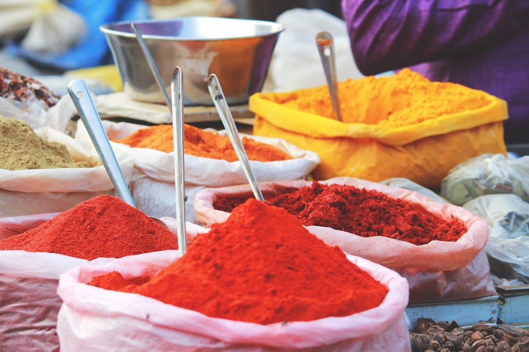 découvrez l'univers fascinant des épices ! apprenez à utiliser ces saveurs envoûtantes pour rehausser vos plats, explorer des recettes originales et plonger dans les bienfaits pour la santé que chaque épice peut offrir.