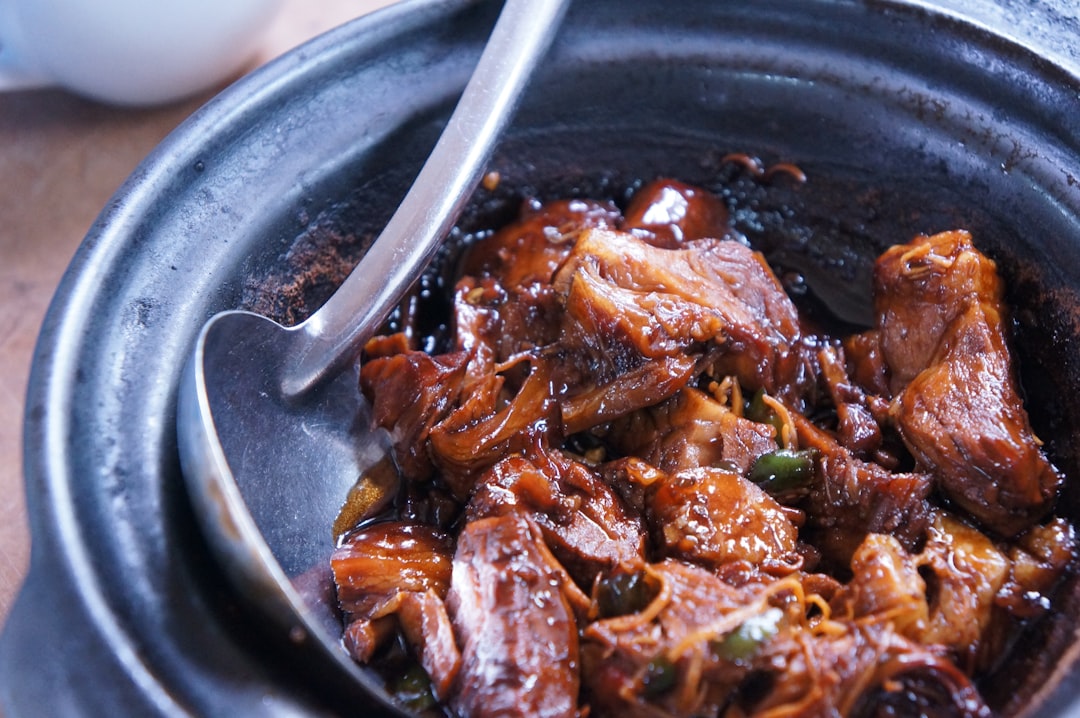 découvrez nos délicieuses recettes de stew, un plat réconfortant qui mélange viandes tendres et légumes savoureux, parfait pour réchauffer vos soirées. explorez des variantes traditionnelles et modernes pour ravir vos papilles.