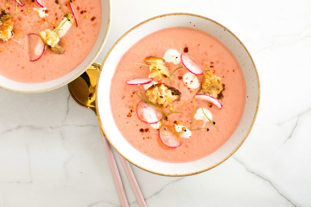 découvrez nos délicieuses recettes d'été qui mettent en valeur des ingrédients frais et savoureux. parfaites pour des repas en plein air, nos idées de plats vous aideront à profiter des chaudes journées estivales tout en régalant vos amis et votre famille.