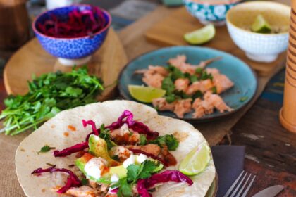 découvrez des recettes d'été rafraîchissantes et savoureuses qui mettront en avant les produits de saison. que ce soit pour des barbecues en plein air, des salades légères ou des desserts fruités, trouvez l'inspiration pour vos repas estivaux et profitez de chaque bouchée au soleil!