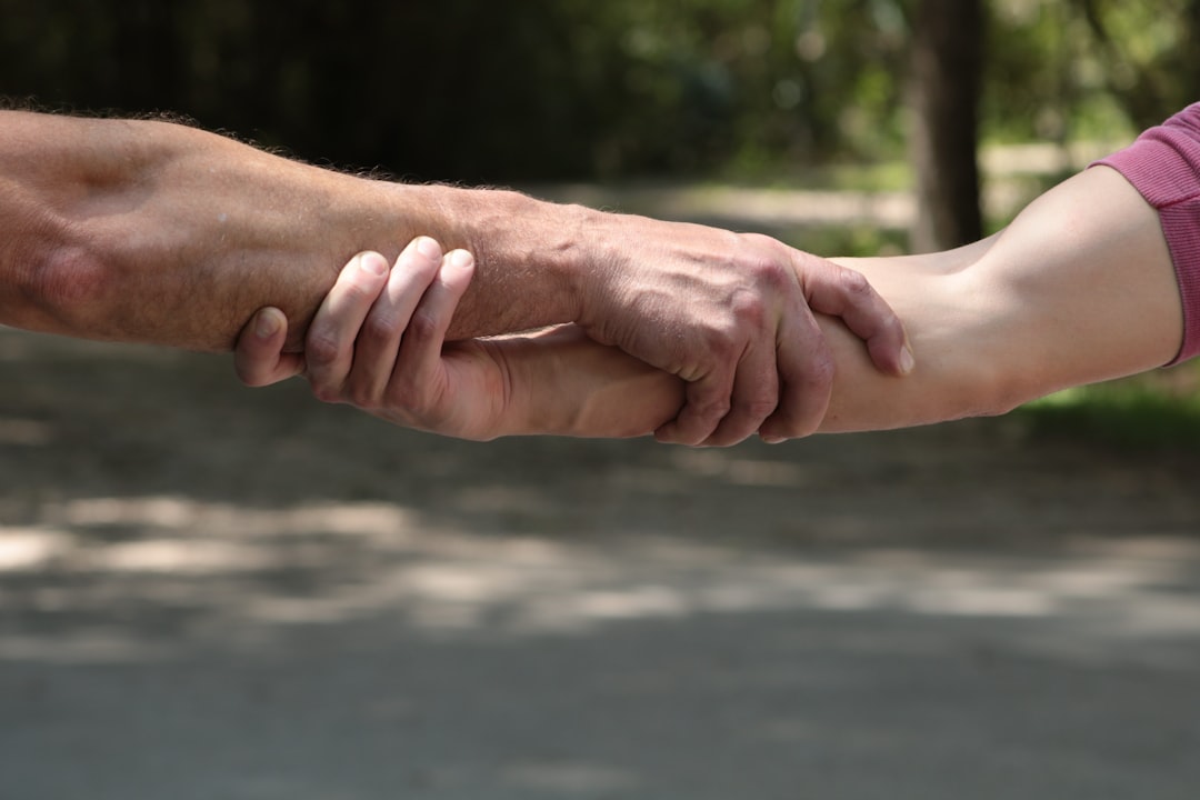 découvrez les avantages et les défis d'un partenariat traditionnel, une méthode éprouvée de collaboration commerciale qui allie confiance et responsabilité. explorez les différentes facettes de cette approche pour optimiser vos relations professionnelles.