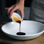 découvrez l'univers fascinant du vinaigre ! apprenez tout sur ses variétés, ses bienfaits pour la santé, ses usages en cuisine et en entretien. explorez des recettes originales et des astuces pour intégrer le vinaigre dans votre quotidien.