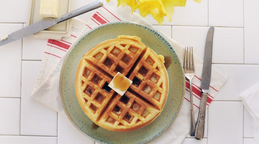découvrez nos délicieuses recettes de gaufres ! que vous soyez amateur de gaufres croustillantes ou moelleuses, nous avons tout ce qu'il faut pour ravir vos papilles. idéales pour le petit-déjeuner ou le dessert, nos gaufres se déclinent avec divers toppings. explorez l'art de faire des gaufres facilement chez vous !
